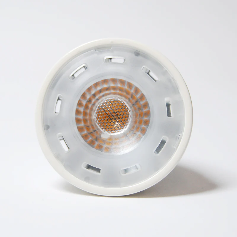 High Quality 6W 3000K GU10 base 400 LM Flood 38 MR16 / PAR16 LED Bulb - Image 3