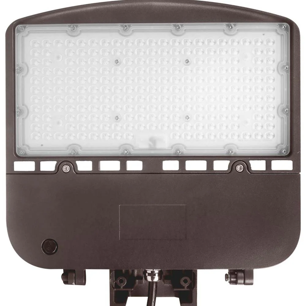 LED Area Light Type III 200W Bronze Finish 4000K 120-277V - Image 2