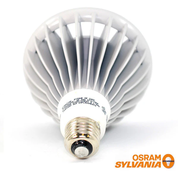Sylvania 15w LED PAR38 3000k Narrow Flood ULTRA LED Light Bulb - Image 2