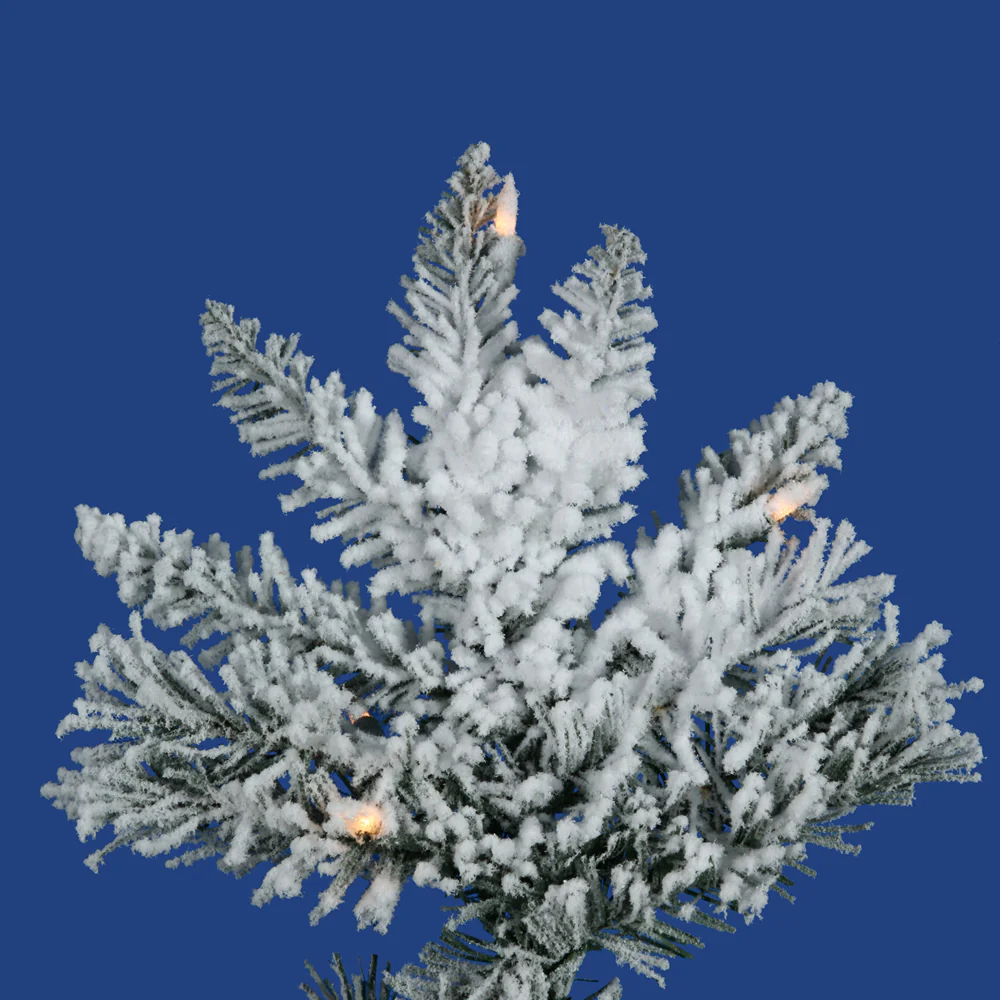 Vickerman 10Ft. Flocked White on Green 1743 Tips Christmas Tree - Image 2